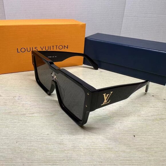 🔥🔥Brand New LOUIS VUITTON Cyclone Sunglasses BLACK🔥🔥 - Picture 4 of 5